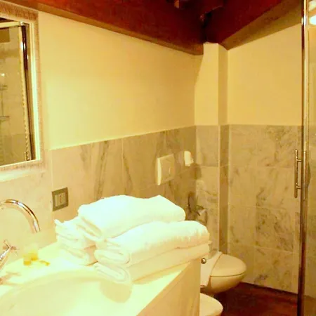 Brand New And Elegant On Maggiore Apartmán *