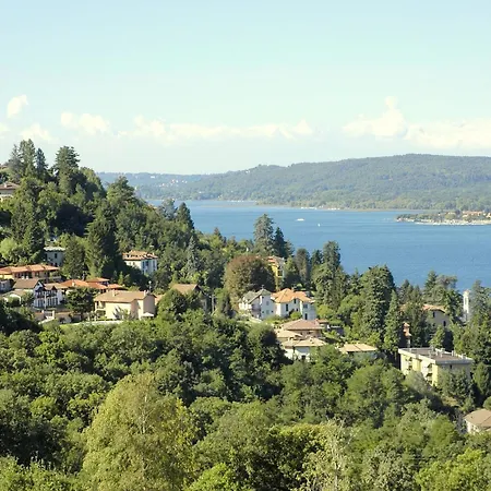 Brand New And Elegant On Maggiore *