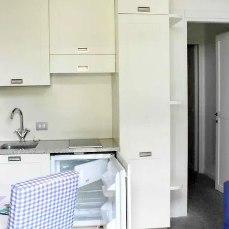 Brand New And Elegant On Maggiore * メイナ