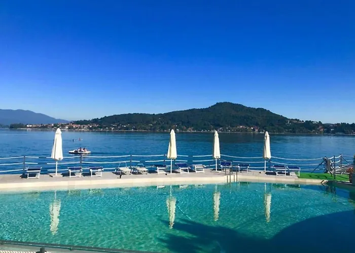 Brand New And Elegant On Lake Maggiore Apartman *