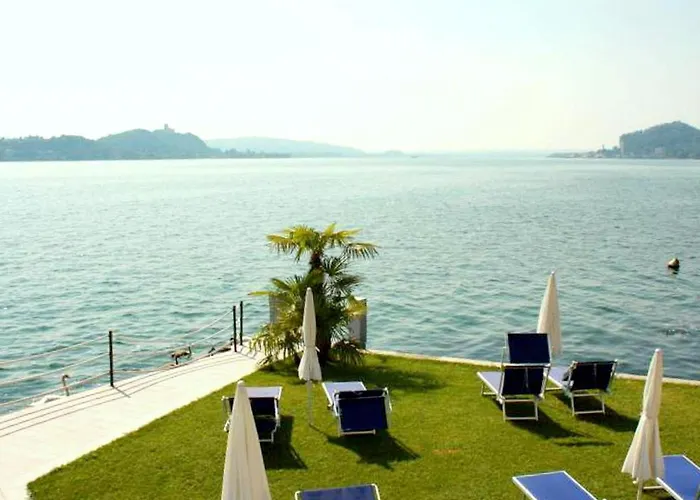 Apartment Brand New And Elegant On Lake Maggiore Meina
