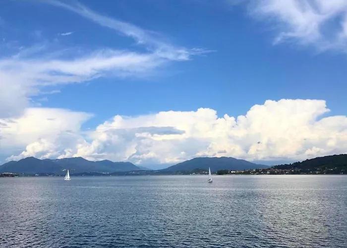 Brand New And Elegant On Lake Maggiore *