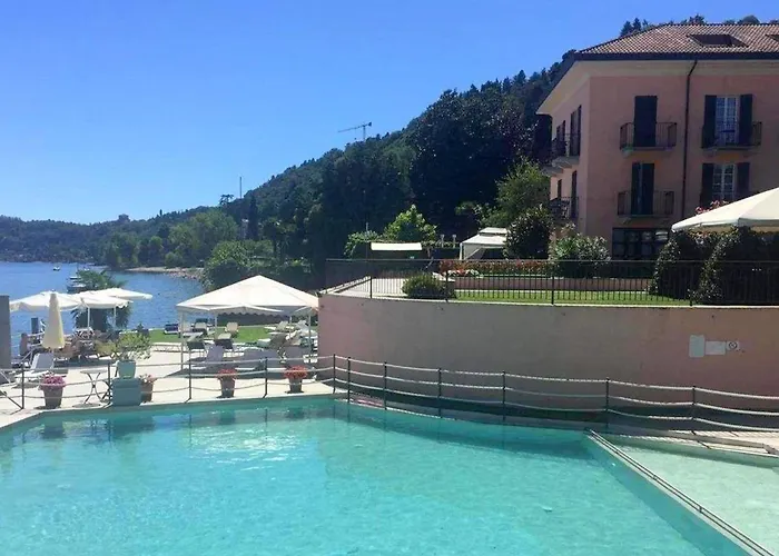 Brand New And Elegant On Lake Maggiore Apartment *